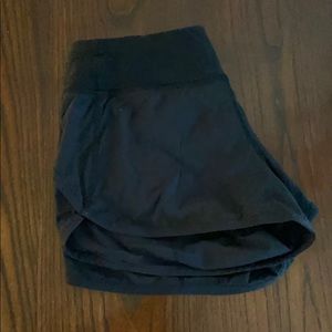 Lululemon Ivivva black shorts 2.5” speed up